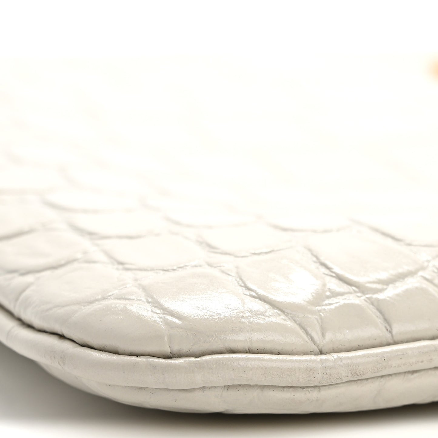 Calfskin Crocodile Embossed Tablet Pouch Crema Soft