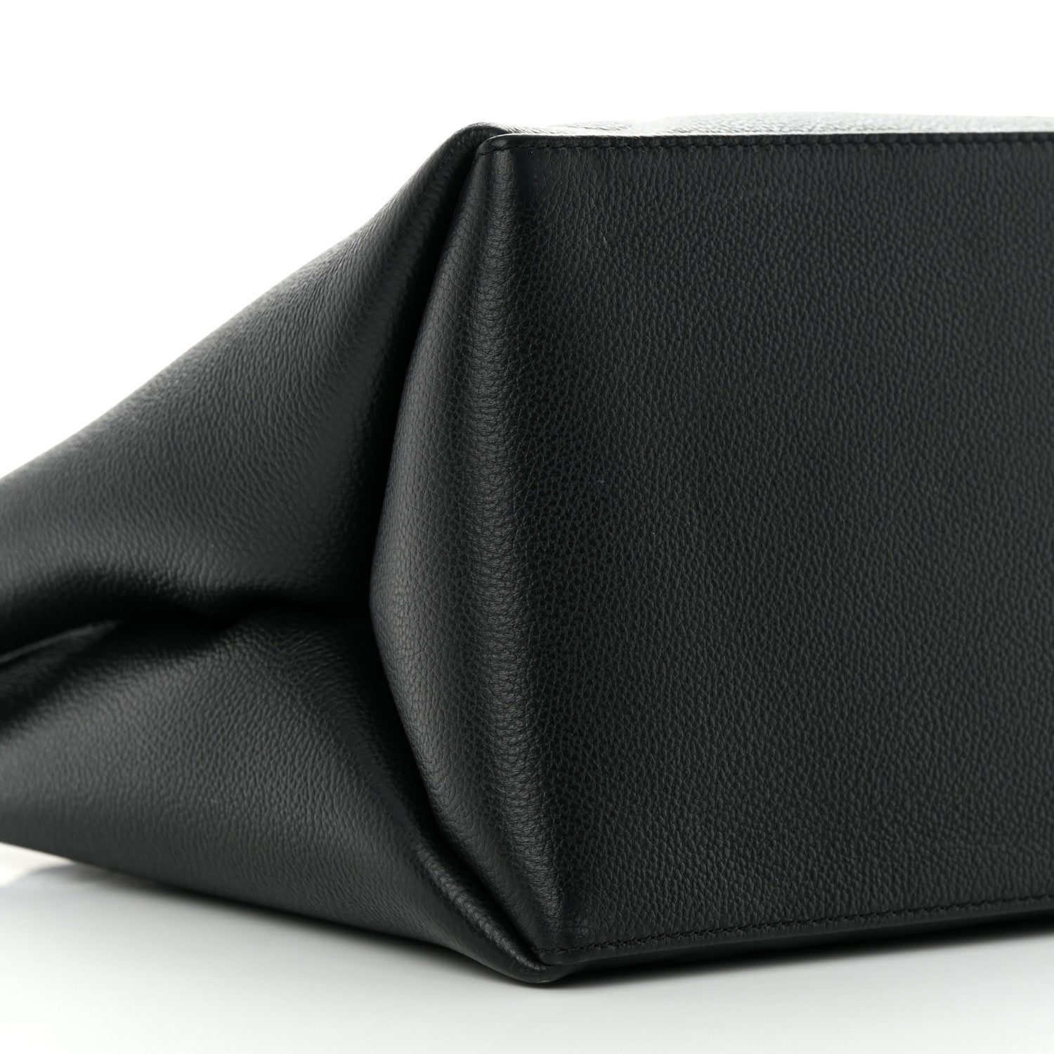 Louis Vuitton Empreinte Monogram Giant Grand Palais Black 8 of 10