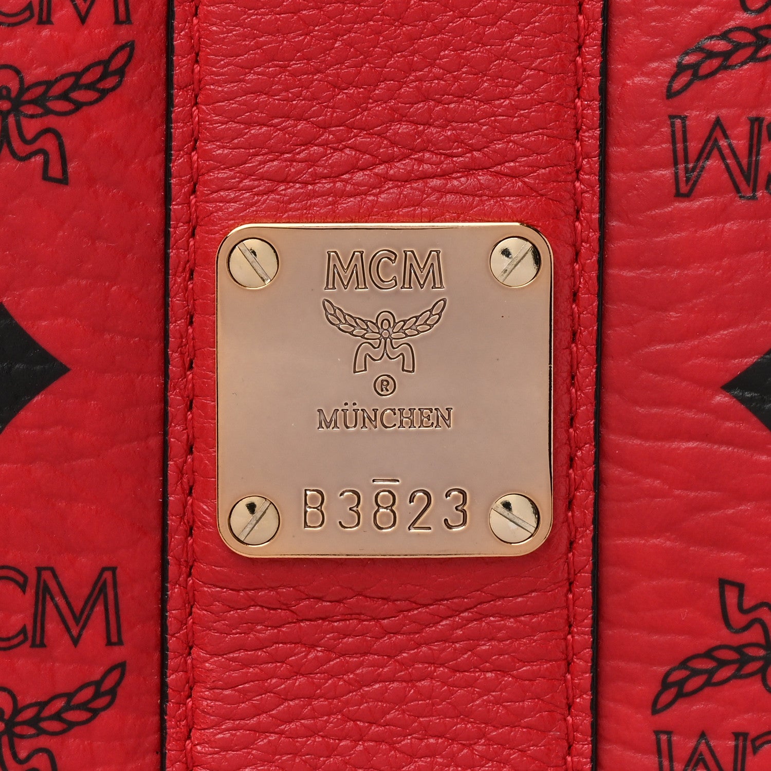 MCM Visetos Medium Liz Reversible Shopper Tote Ruby Red 10 of 26