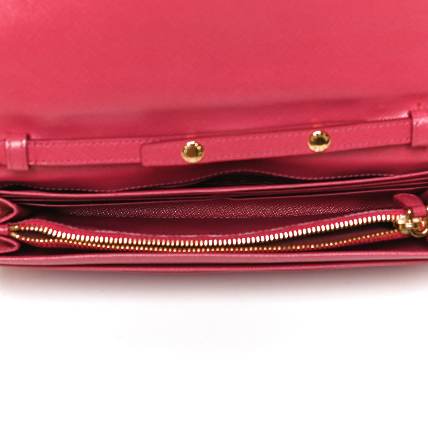 Saffiano Metal Oro Chain Wallet Peonia