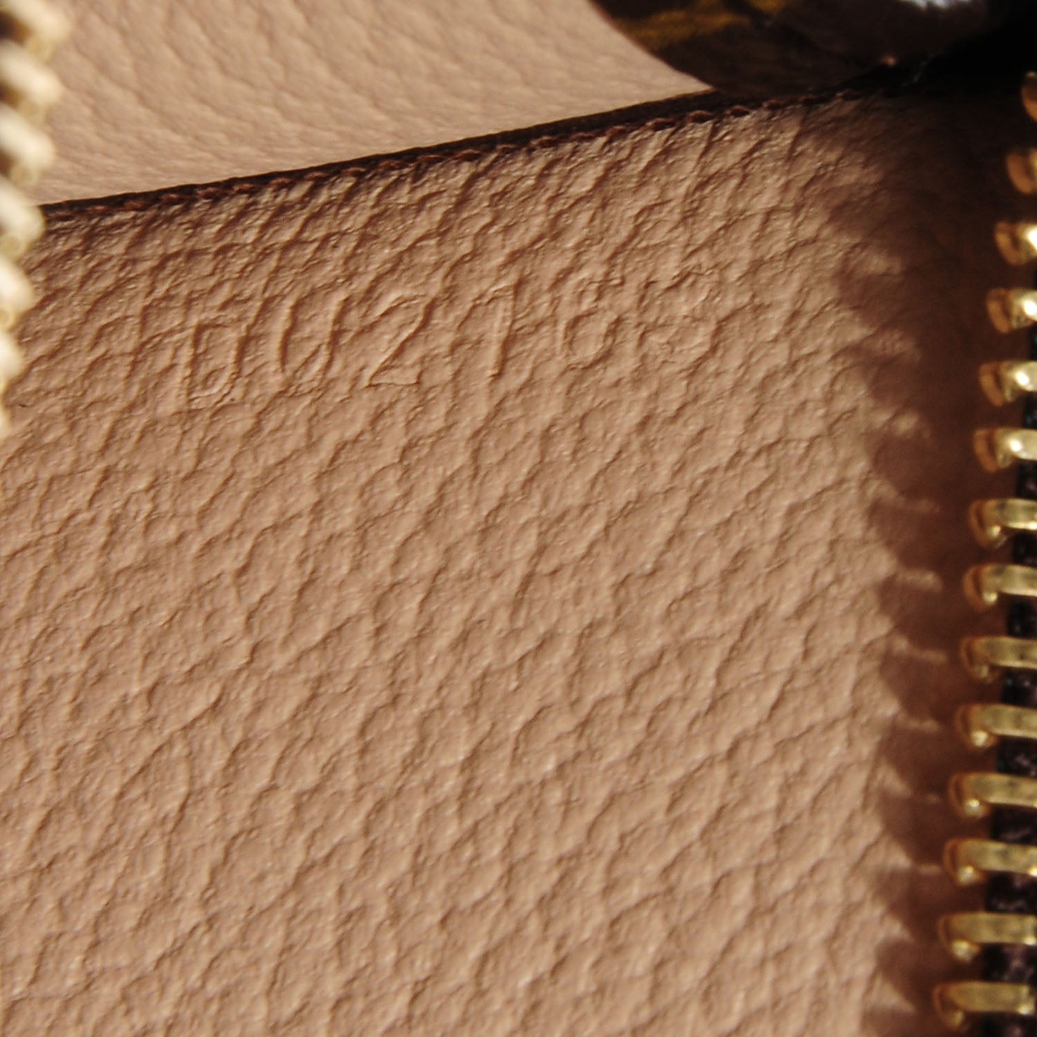Louis Vuitton Monogram Toiletry Pouch 19 6 of 8
