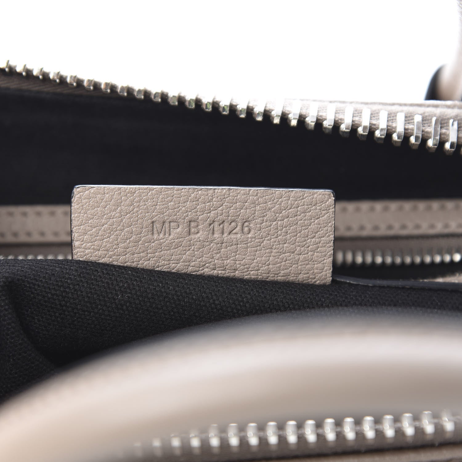 Givenchy Sugar Goatskin Medium Antigona Mastic 7 of 16