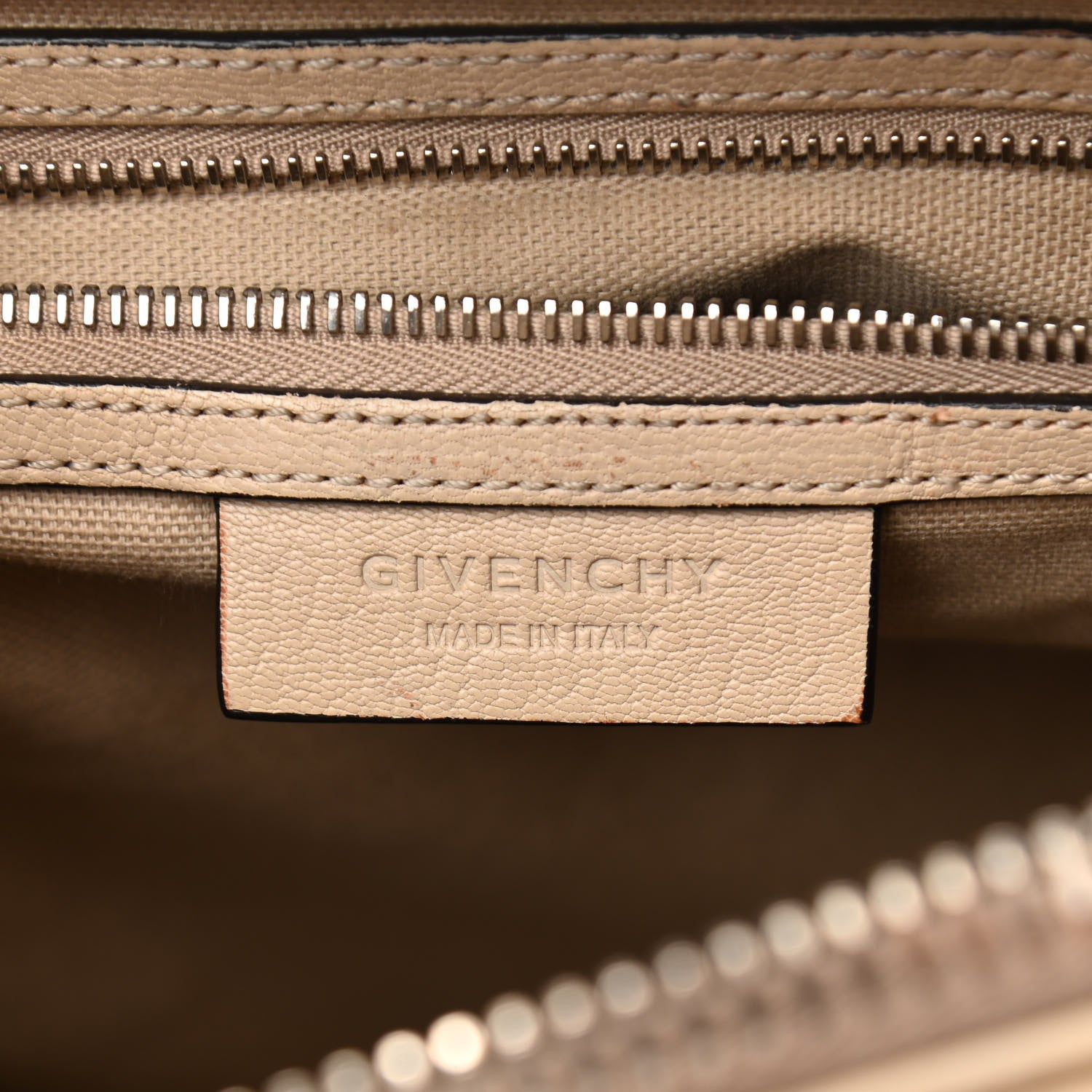 Givenchy Sugar Goatskin Medium Antigona Nude 6 of 18