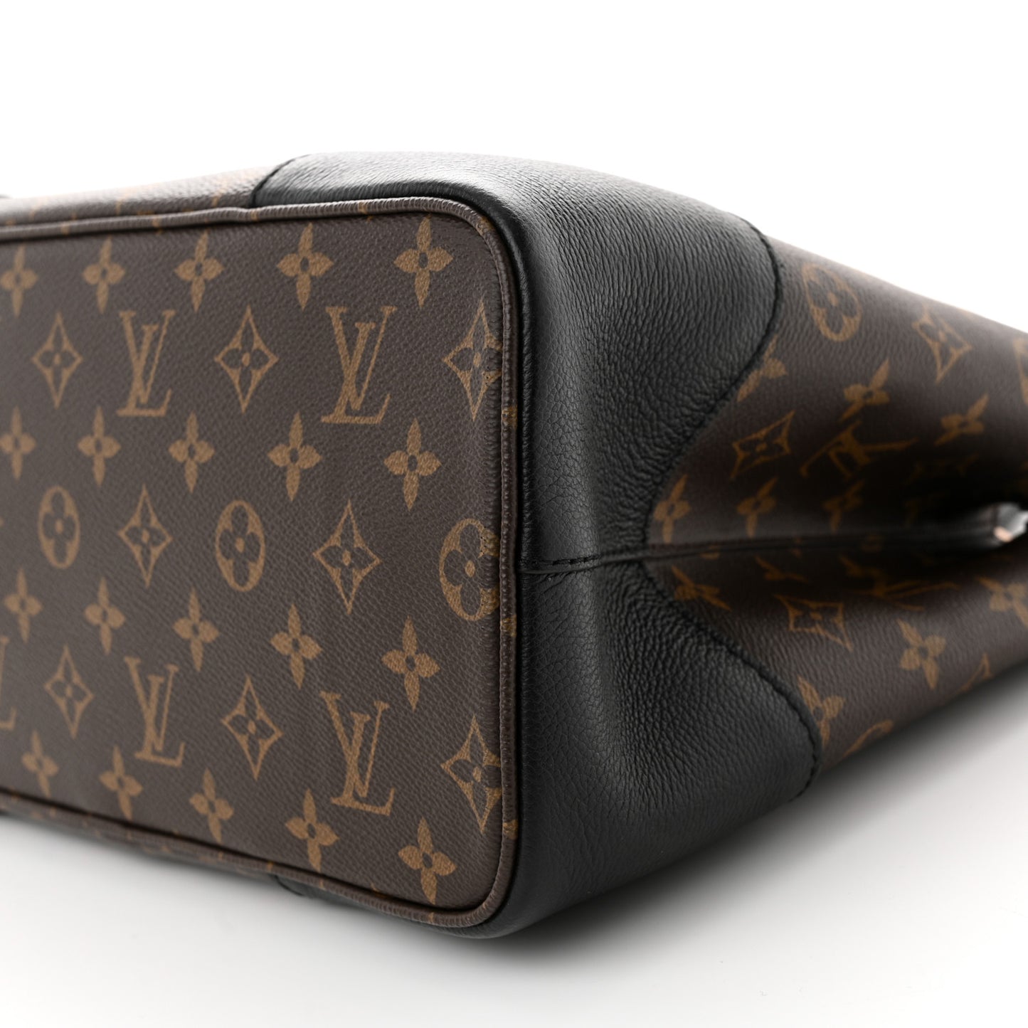 Monogram Flandrin Black