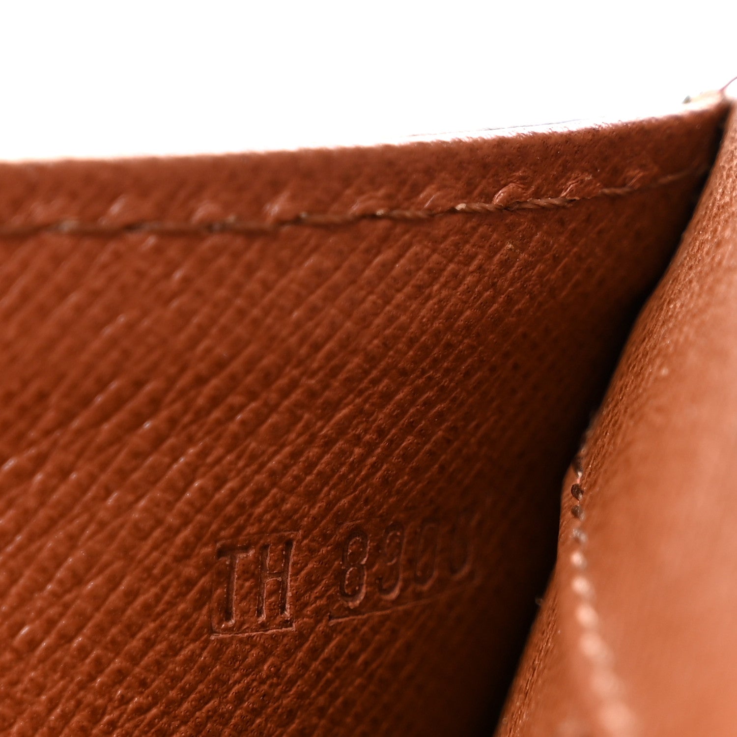 Louis Vuitton Monogram Pochette Dame 29 7 of 10