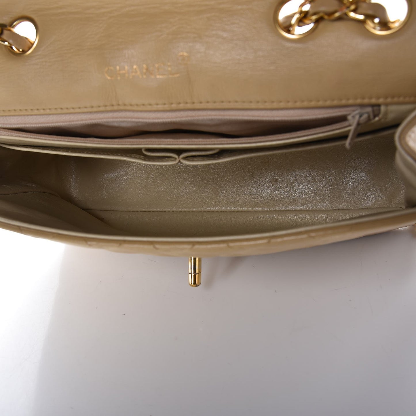 Lambskin Quilted Medium Single Flap Beige
