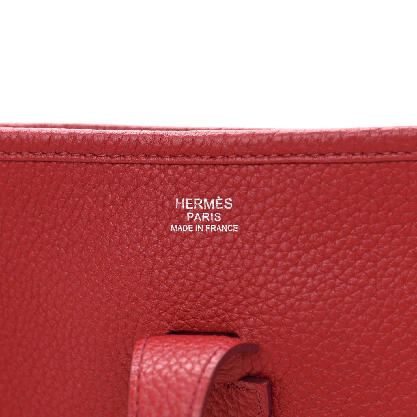 Taurillon Clemence Evelyne III PM Rouge Casaque