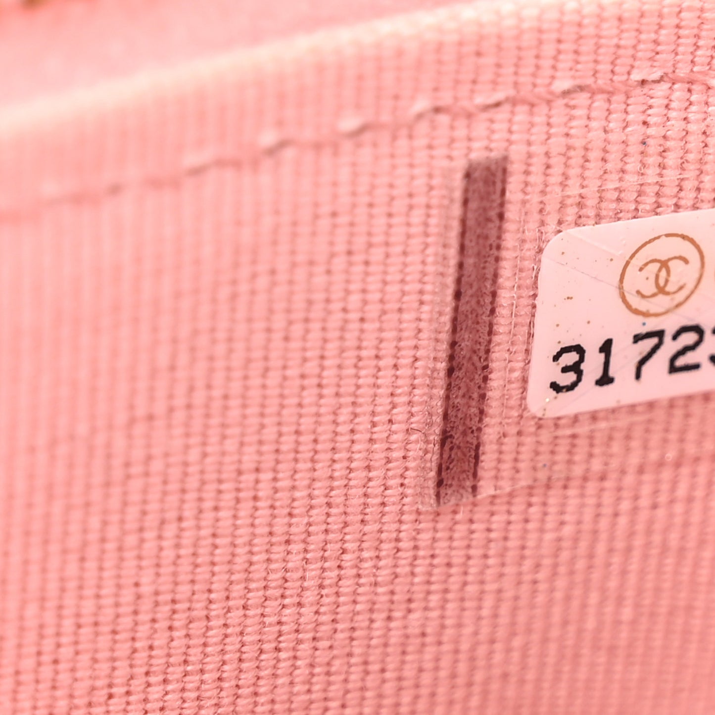 Caviar Quilted Phone Holder With Chain Pink