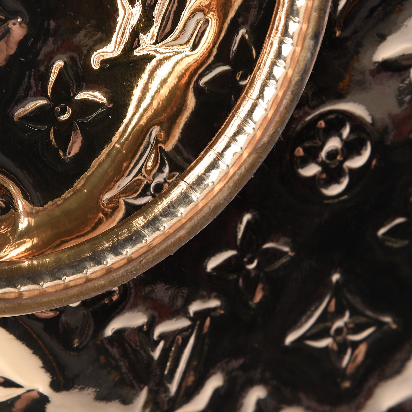 Monogram Miroir Lockit Gold
