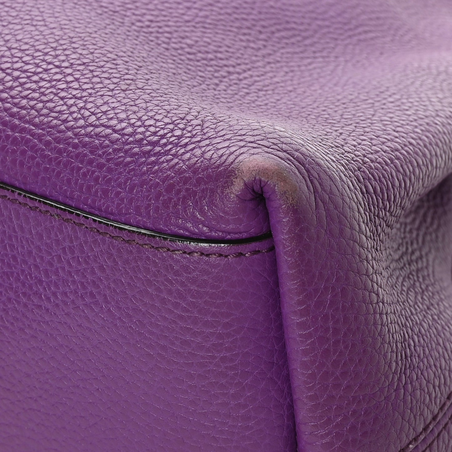 Pebbled Calfskin Medium Soho Chain Shoulder Bag Shine Purple