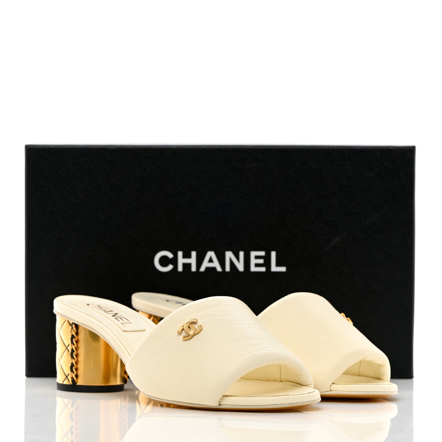 Lambskin Chain CC Mules 38 White Gold