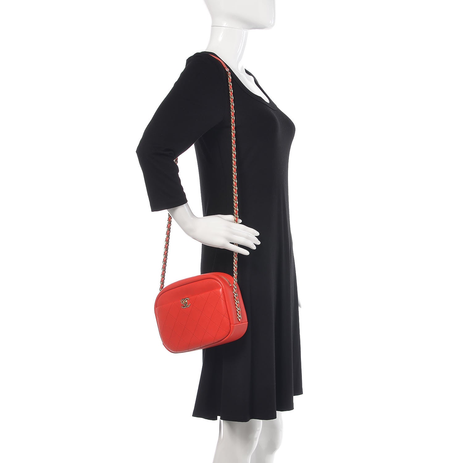 Chanel Goatskin Quilted Large Casual Trip Camera Case Bag Red 2 of 9