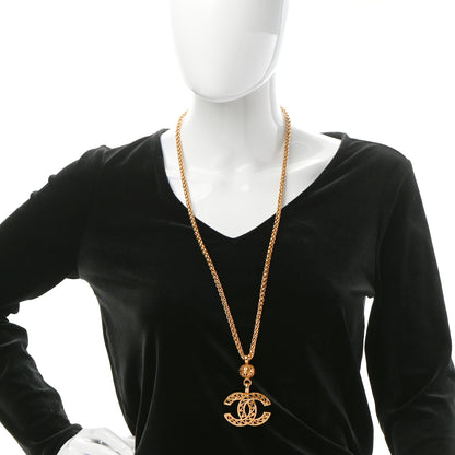 Chanel Chain CC Long Necklace Gold 2 of 5