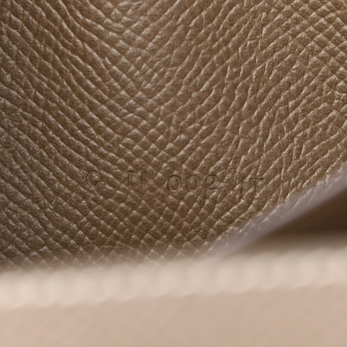 Epsom Kelly Longue Wallet Etoupe