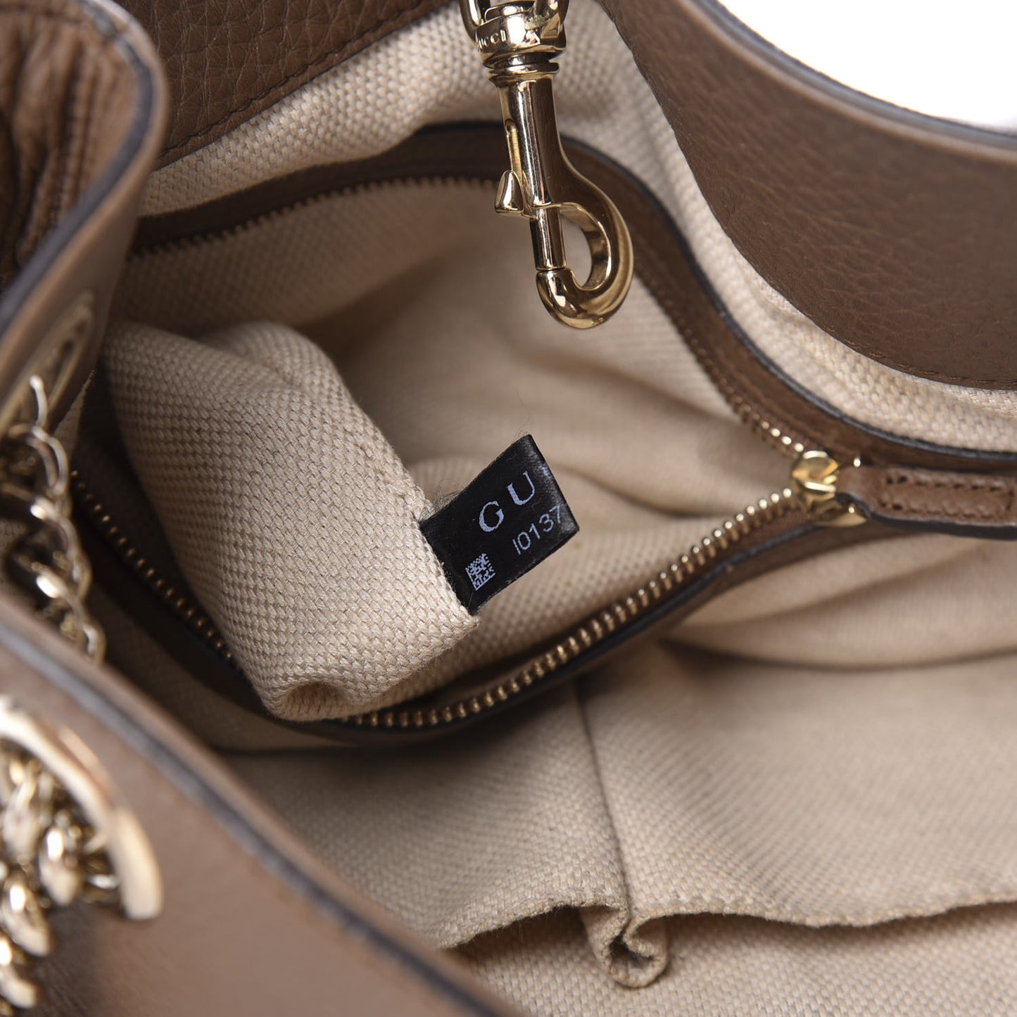 Cellarius Calfskin Medium Soho Chain Shoulder Bag Acero