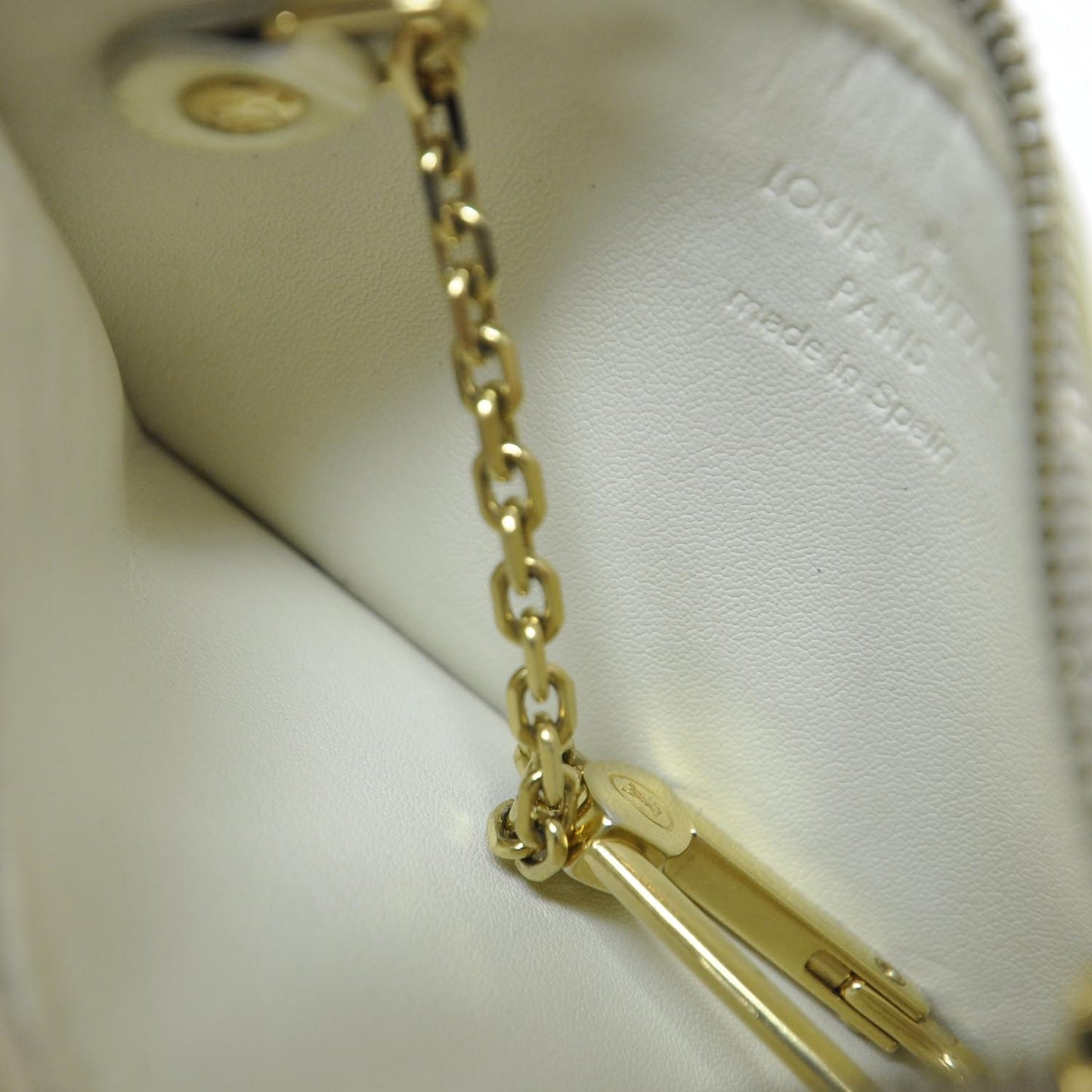 Vernis Key Pouch Perle