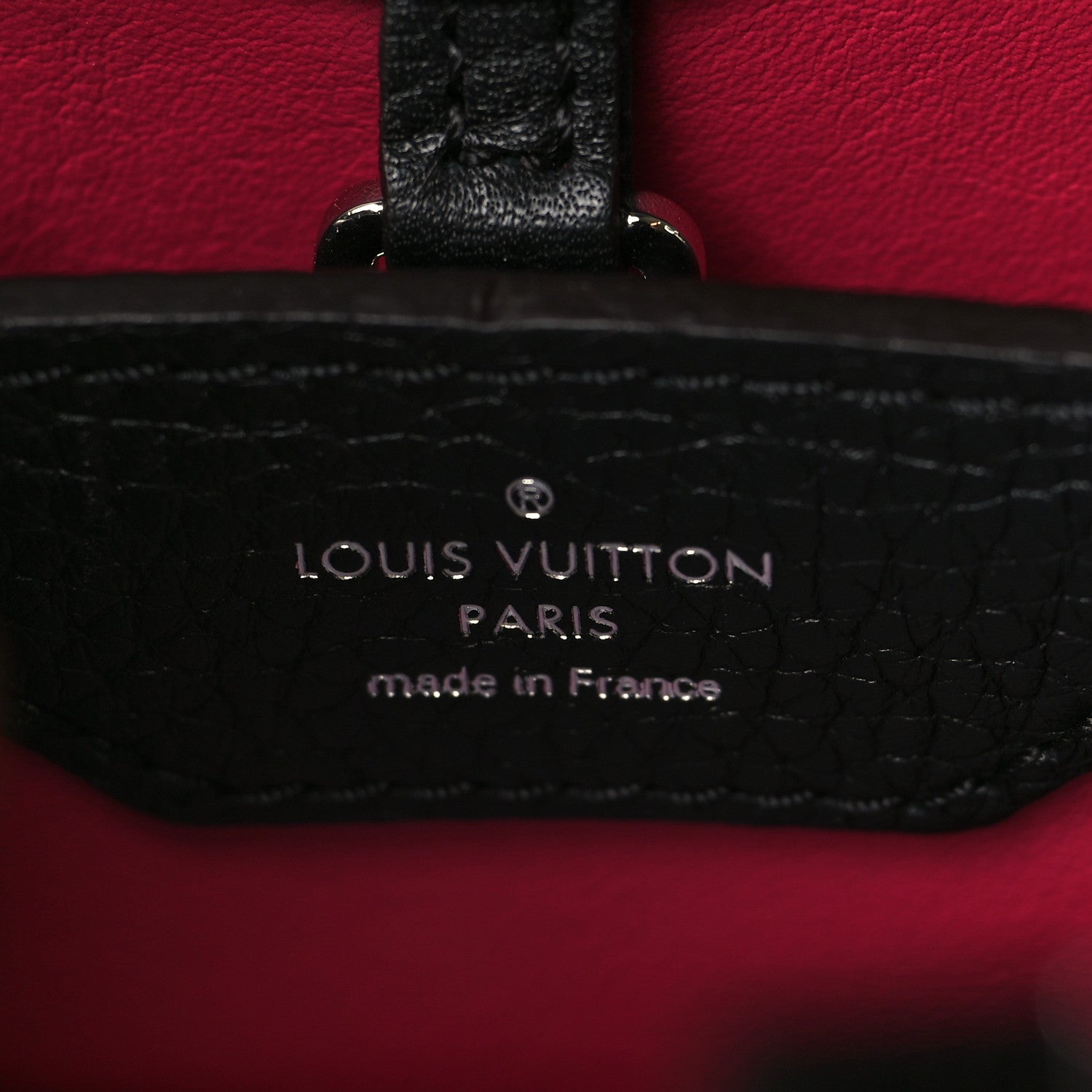 Louis Vuitton Taurillon Snakeskin Capucines MM Black 5 of 7