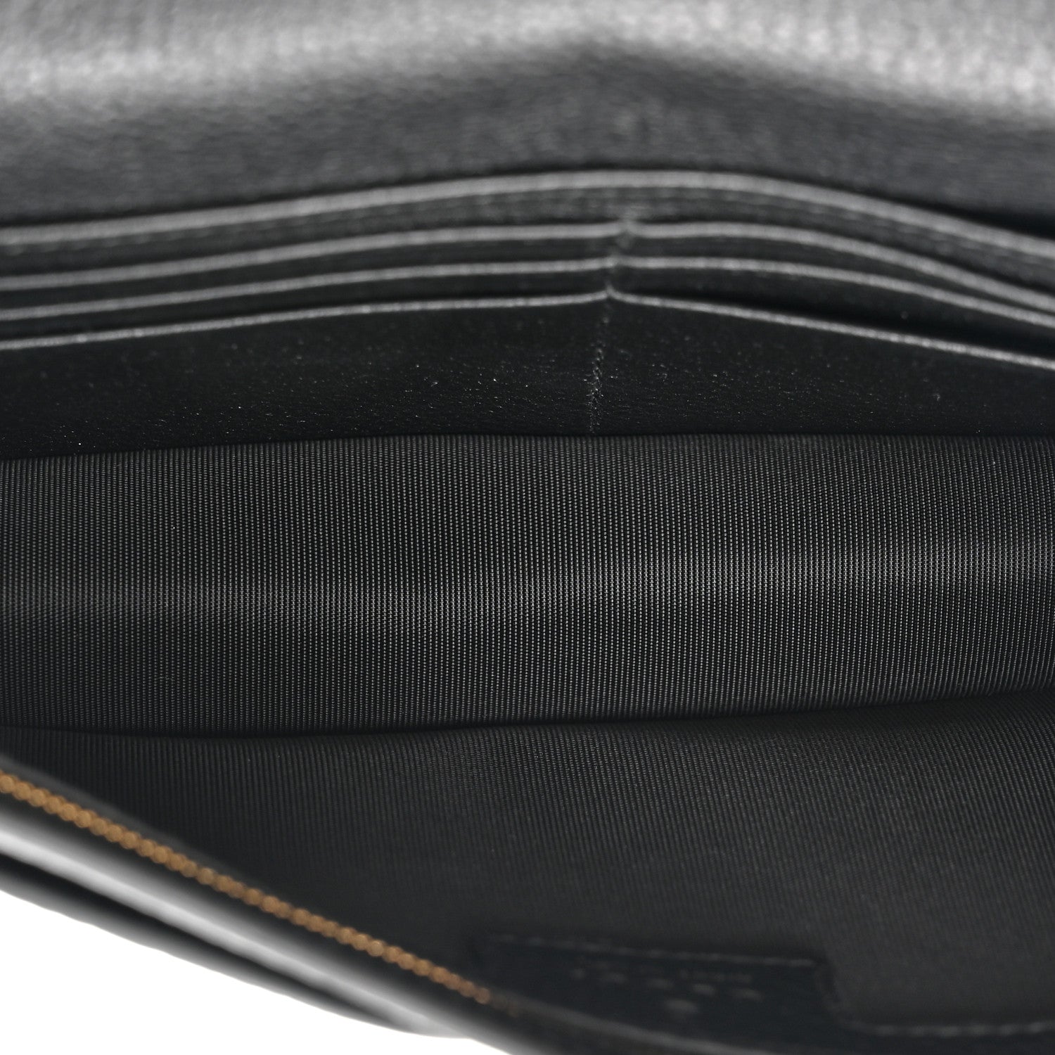 Gucci GG Grainy Calfskin Emblem Wallet On Chain Black 5 of 11