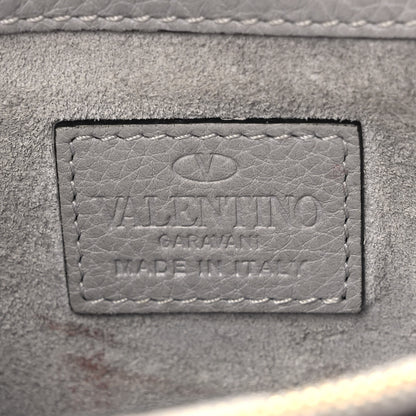 Valentino Garavani Pebbled Calfskin Rockstud Wallet On Chain Pastel Grey 6 of 10