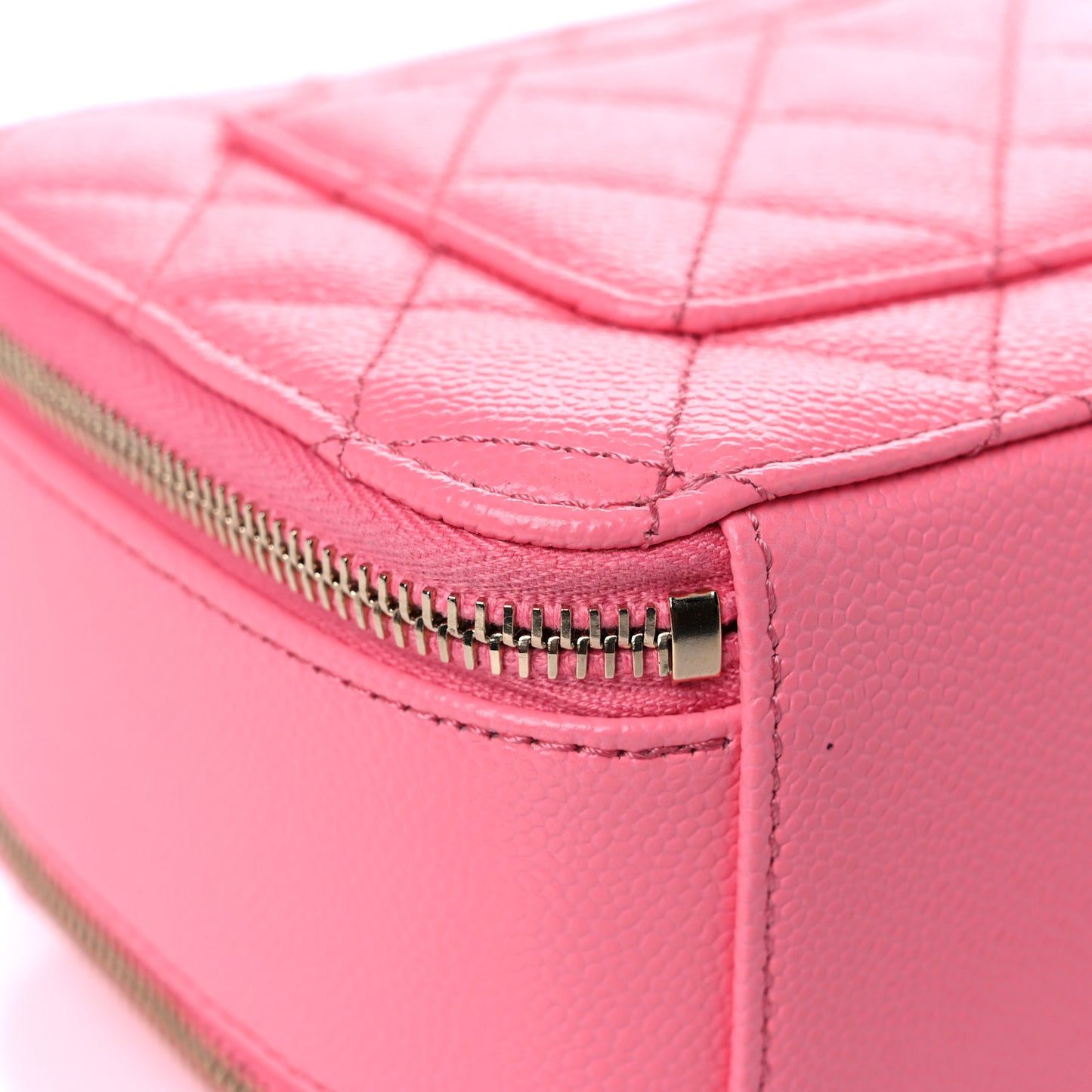 Caviar Quilted Pick Me Up Mini Vanity Case