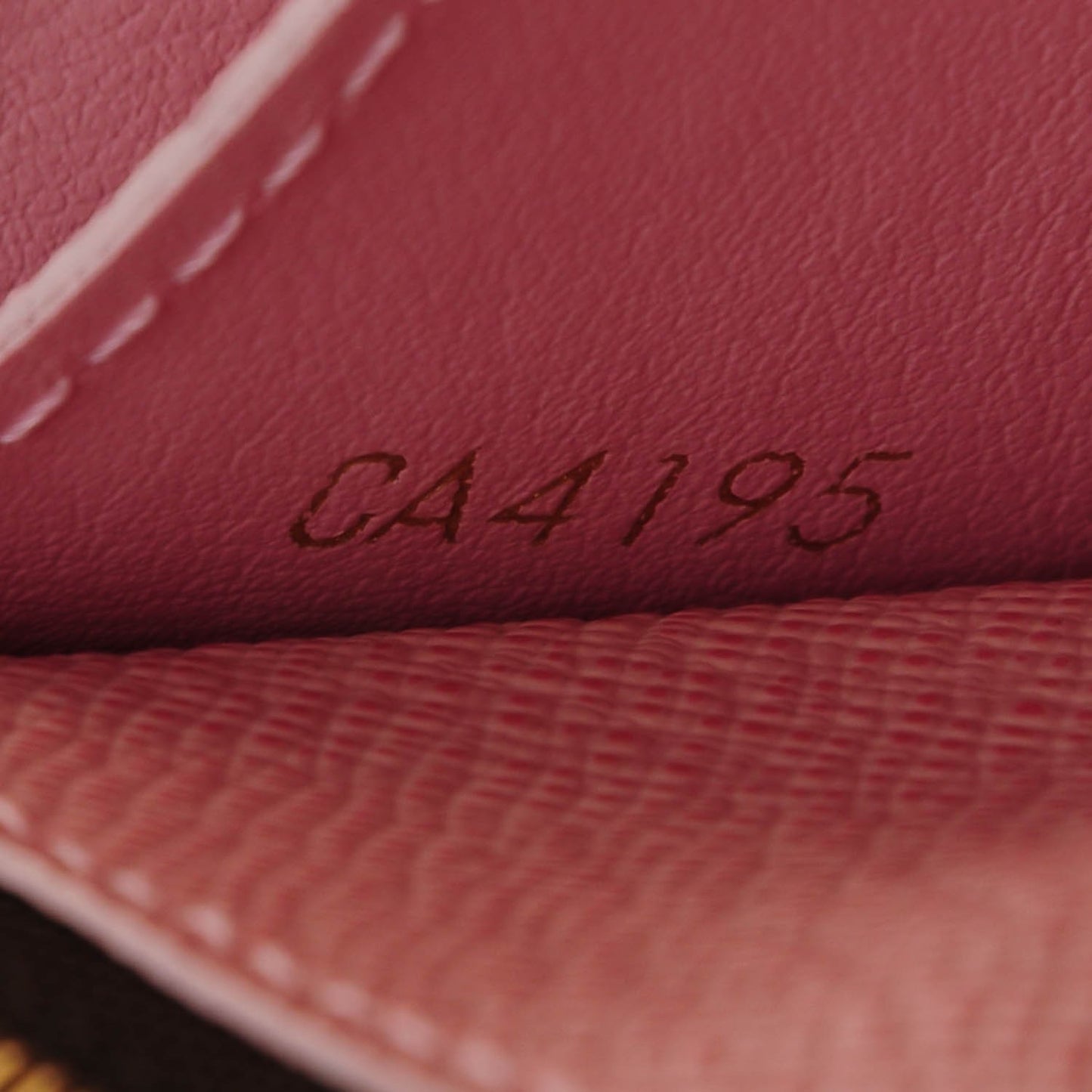 Damier Ebene Caissa Wallet Rose Ballerine