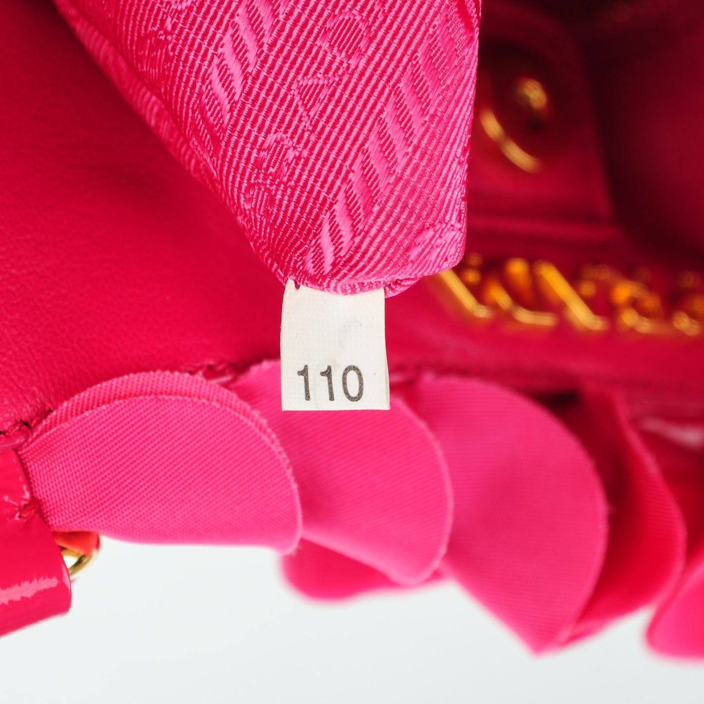 Vernice Tessuto Nylon Ruffle Bag Fuxia