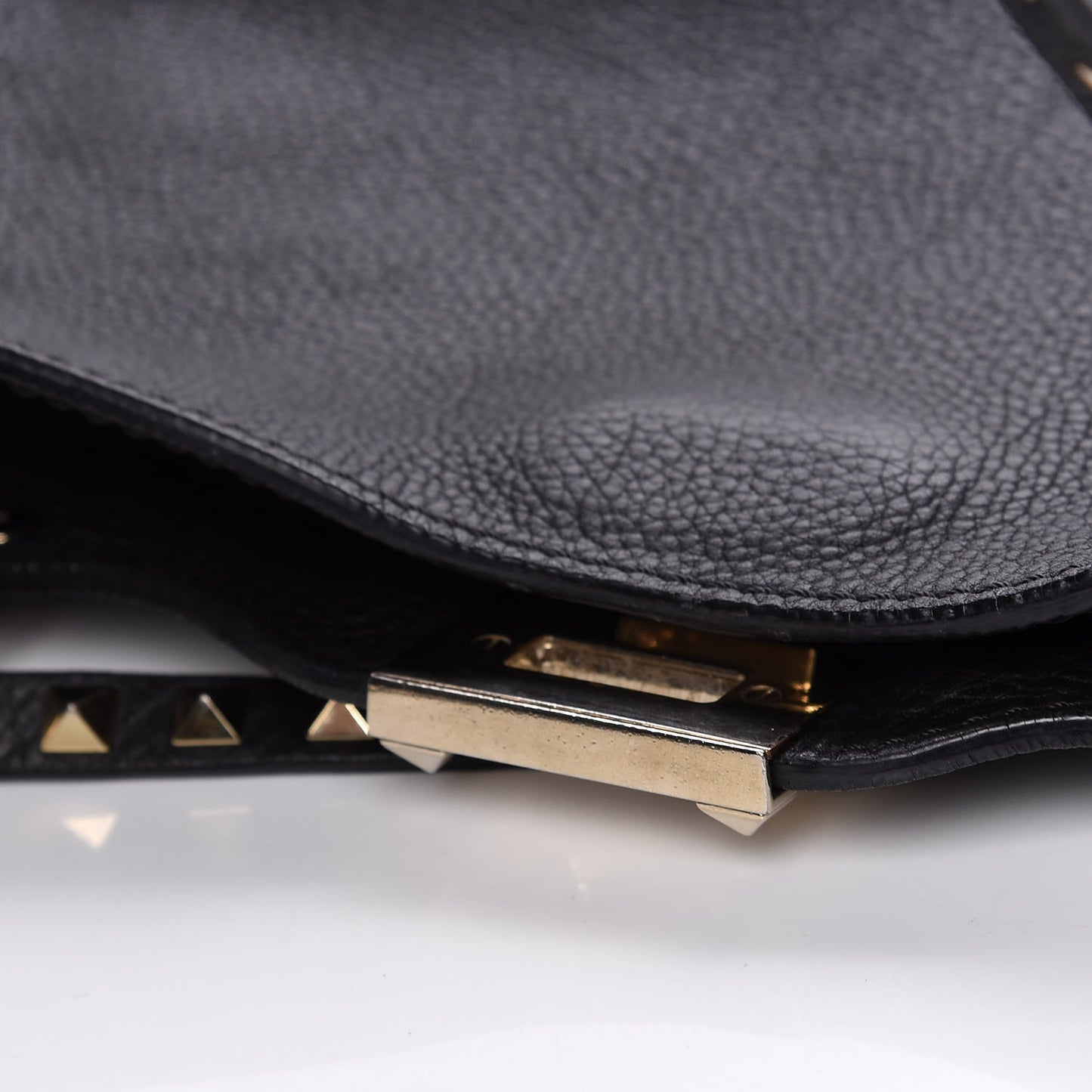 Alce Printed Calfskin Medium Rockstud Tote Black