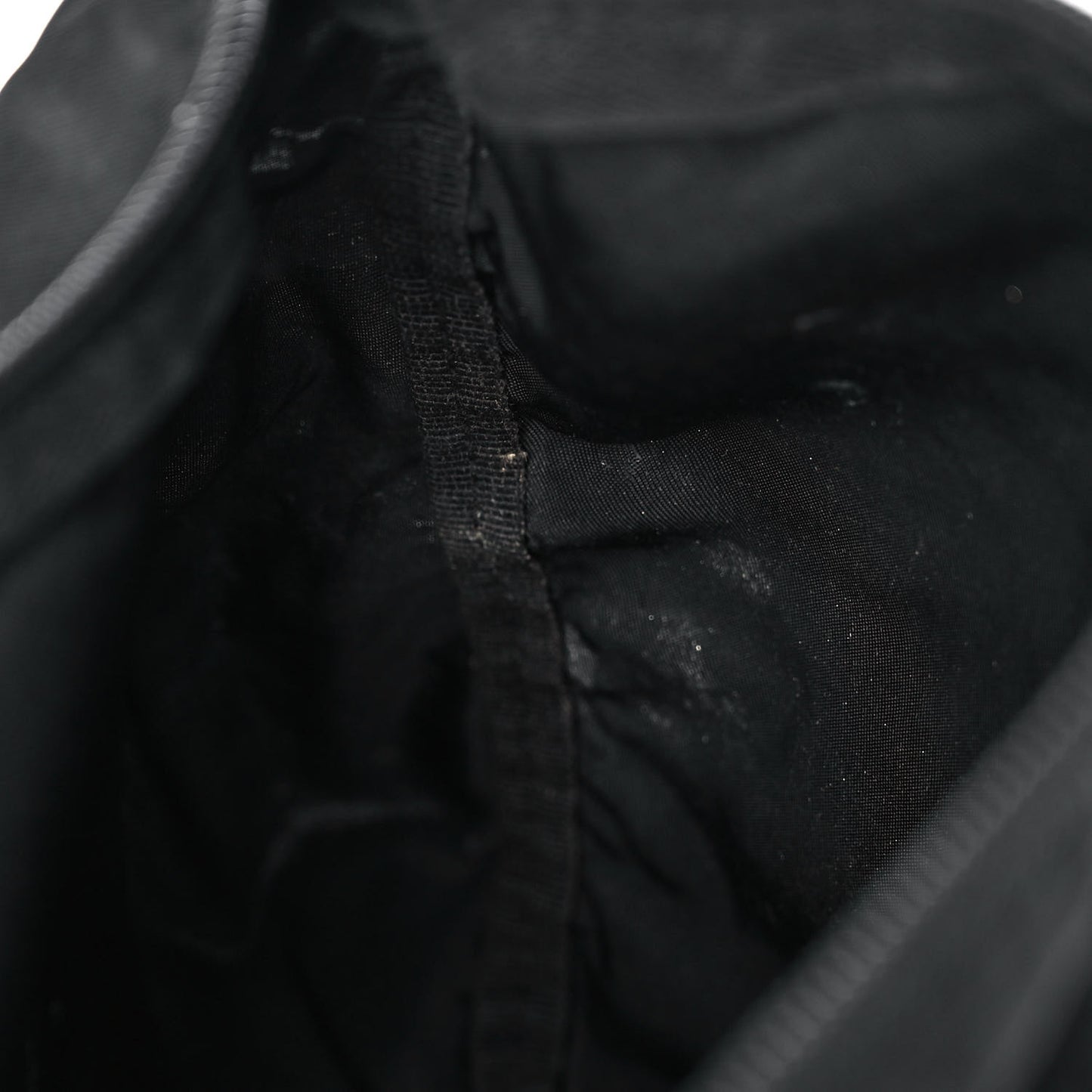 Nylon Tessuto Pouch Black