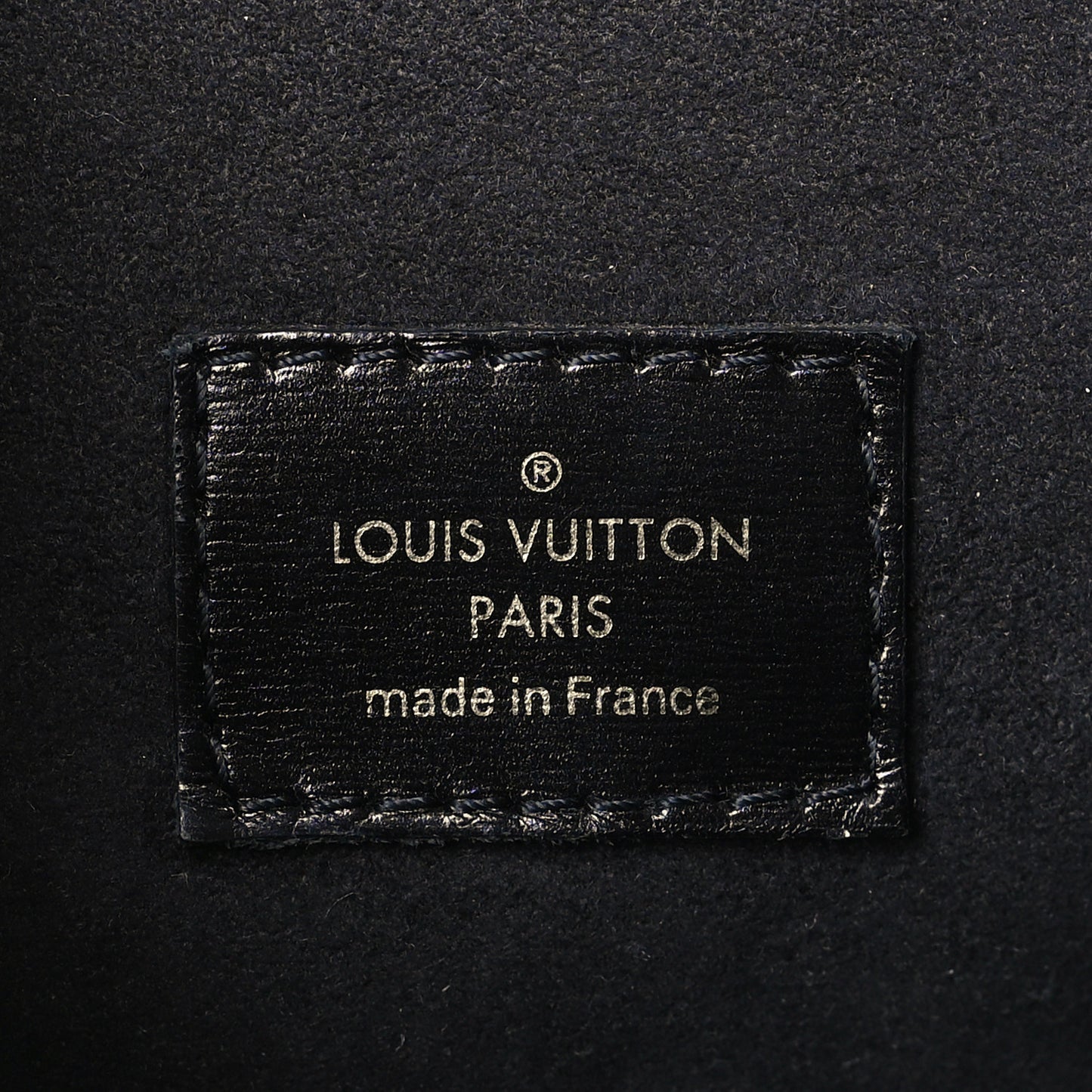 Reverse Monogram Pochette Metis