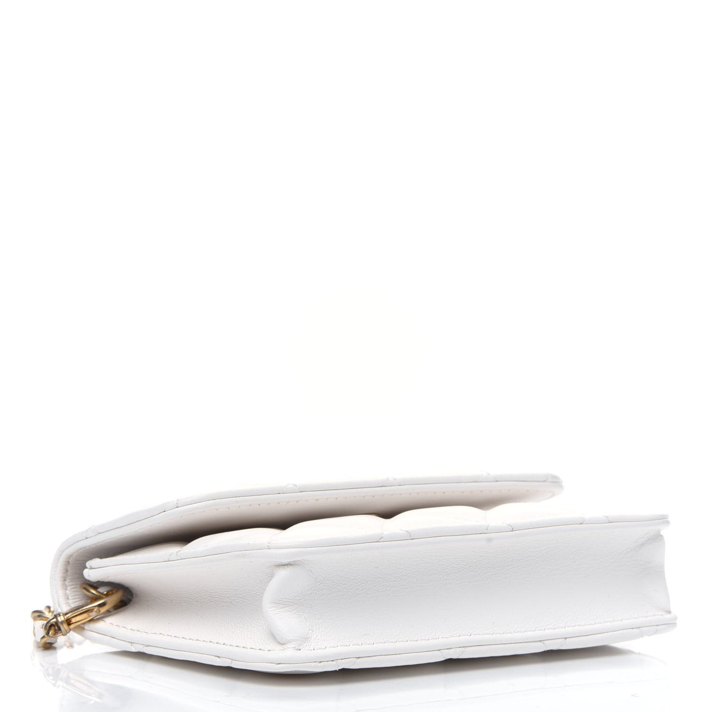Lambskin Quilted Pearl Crush Clutch With Chain White