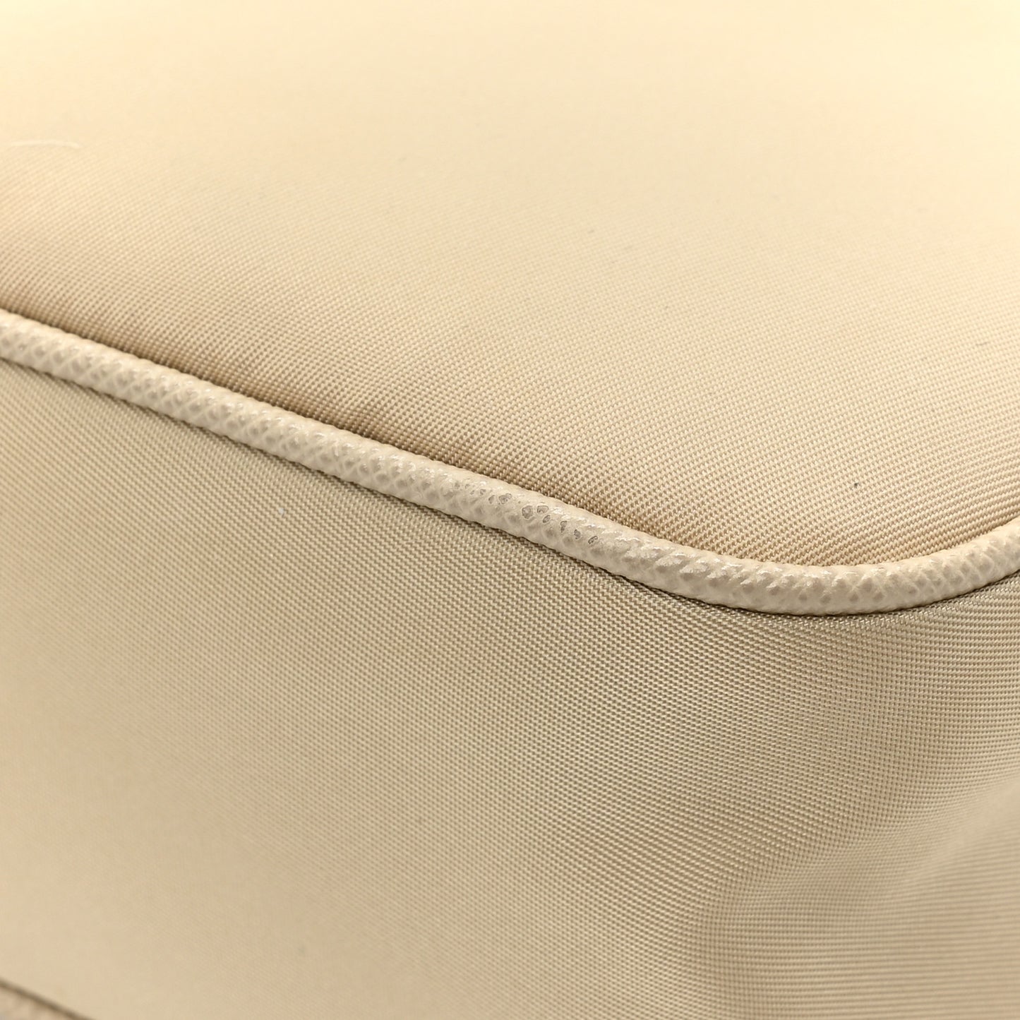 Nylon Re-Edition 2005 Shoulder Bag Cammeo