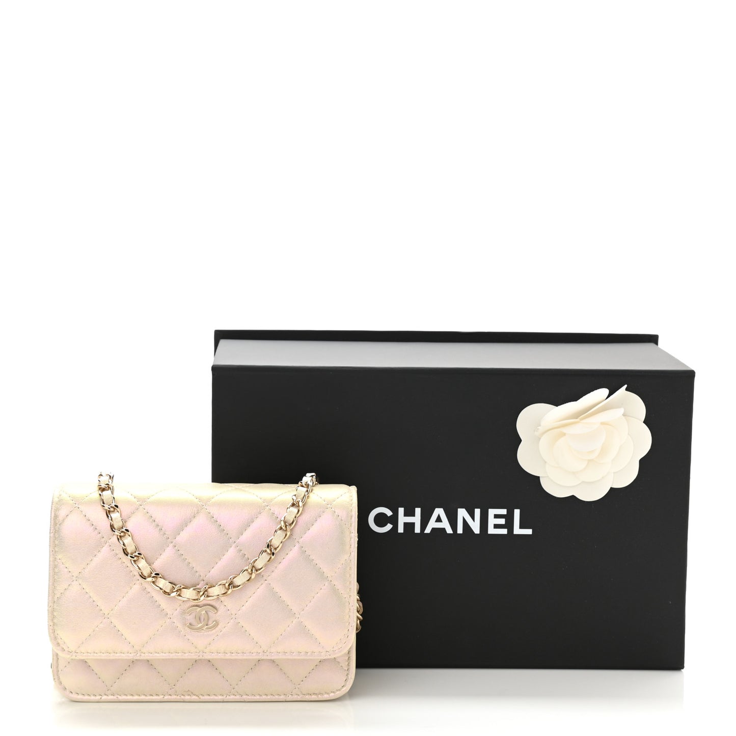 Iridescent Lambskin Quilted Mini Wallet On Chain WOC Ivory