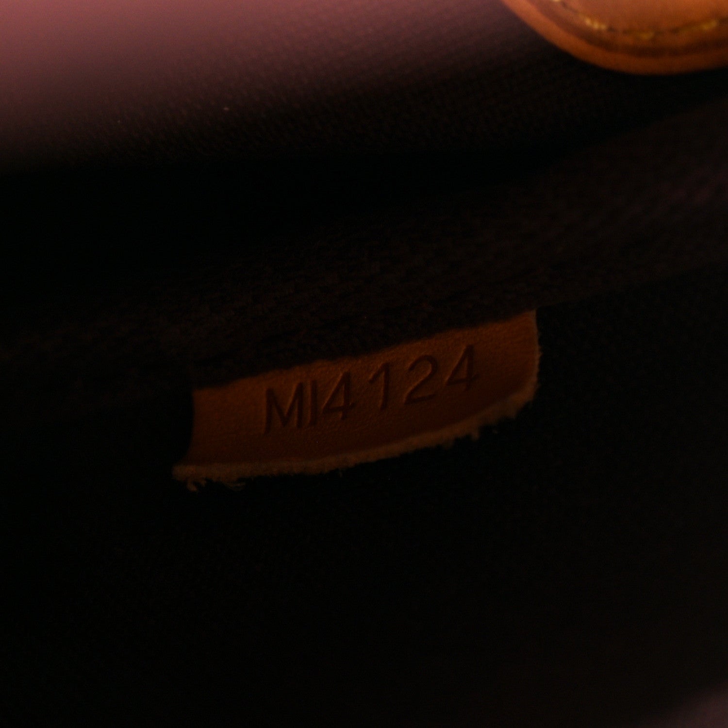 Louis Vuitton Monogram Favorite MM 6 of 11