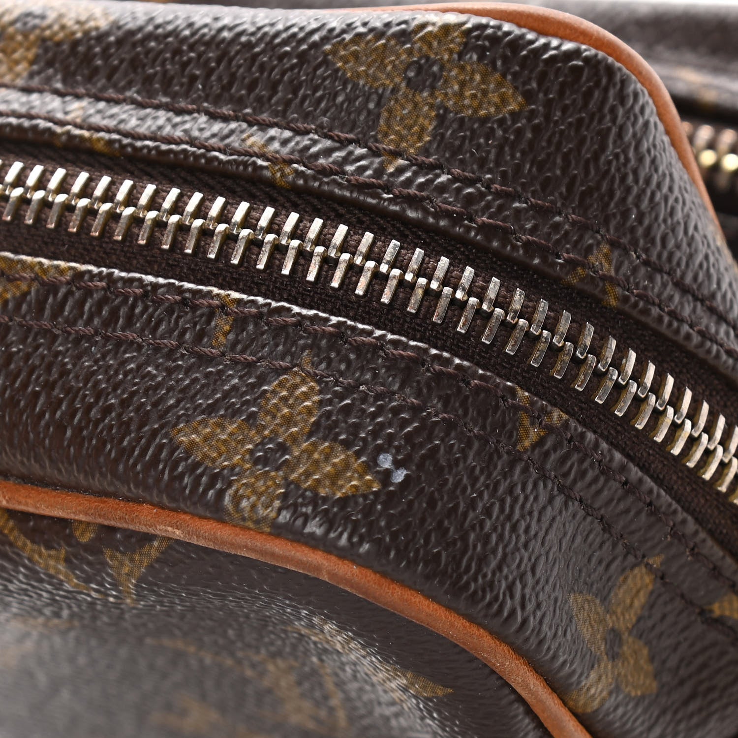 Louis Vuitton Monogram Amazone 20 of 22