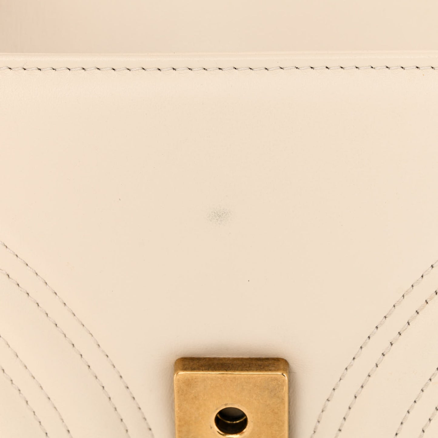 Calfskin Matelasse Mini GG Marmont Shoulder Bag White