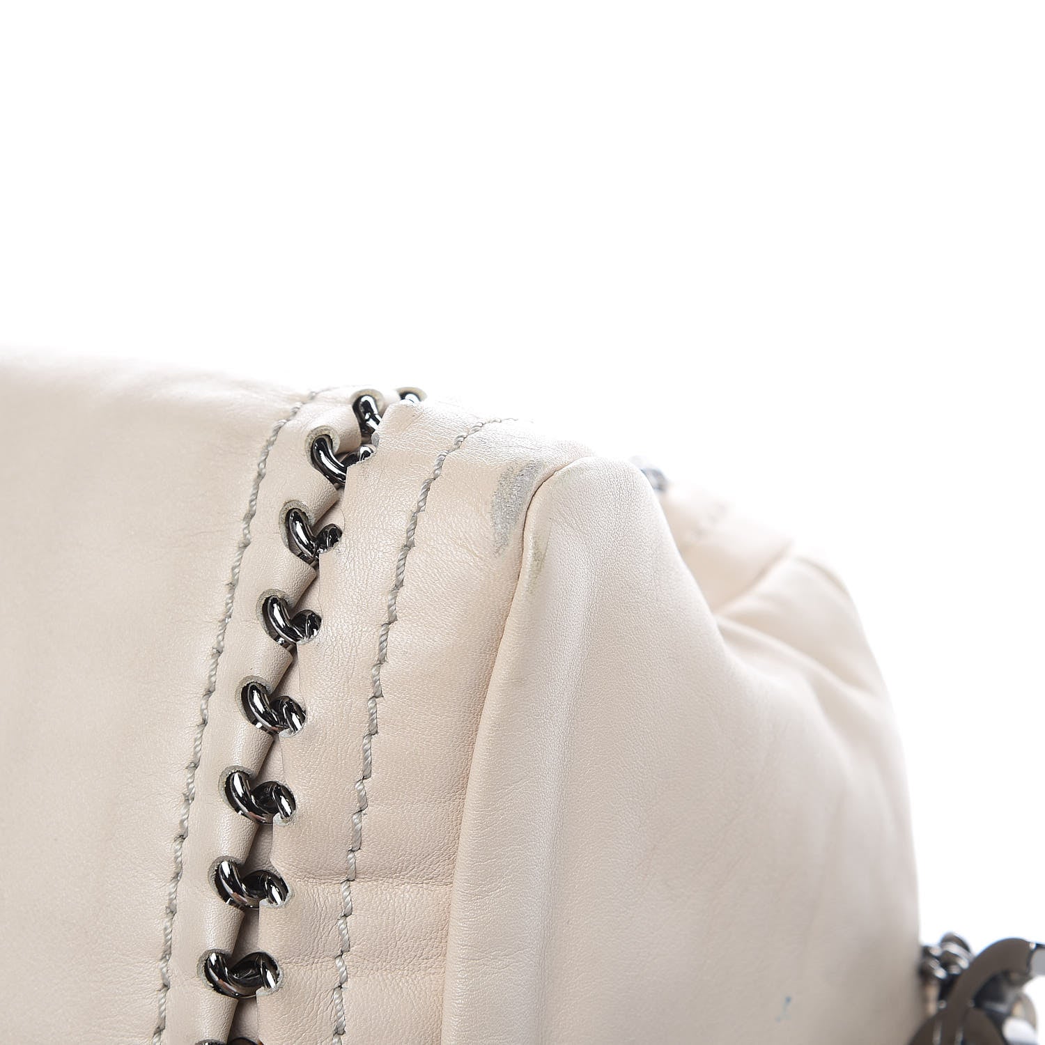 Chanel Smooth Calfskin Medium Luxe Ligne Bowler White 12 of 16