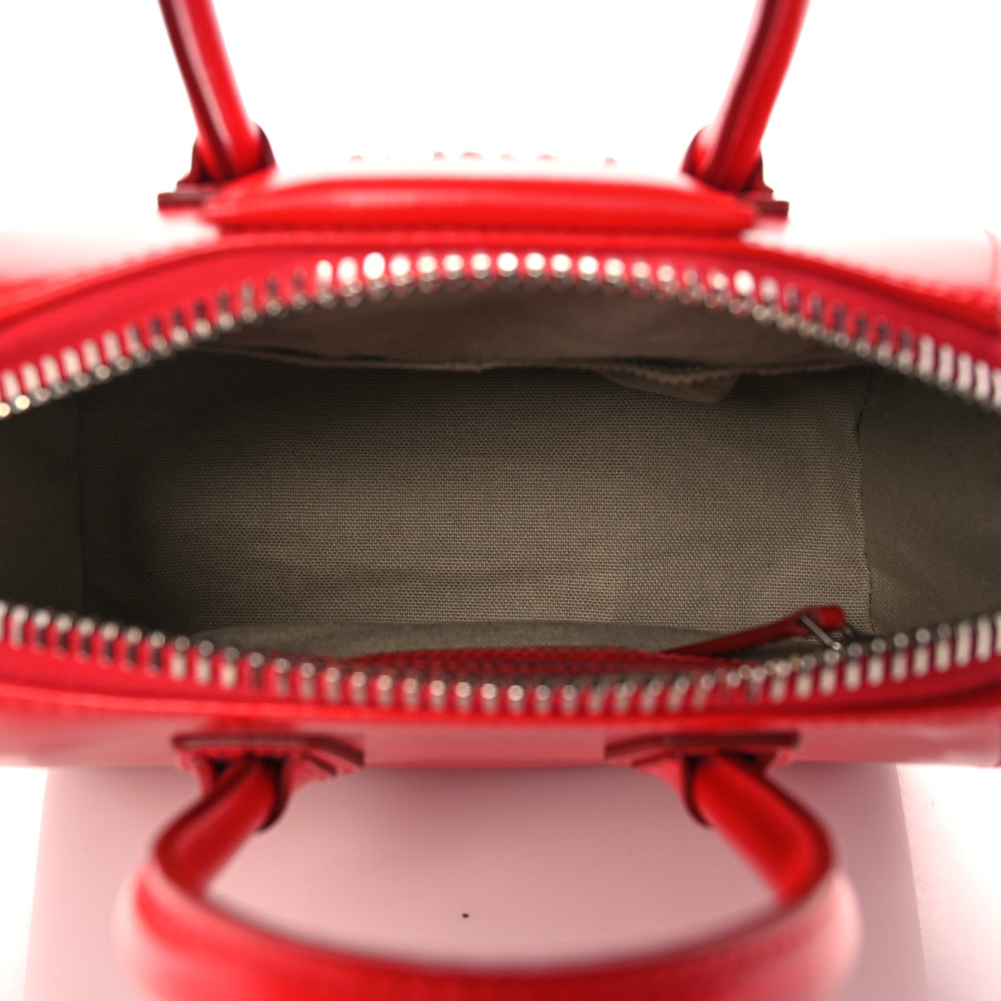 Shiny Lord Calfskin Mini Antigona Red