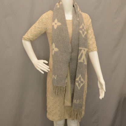 Louis Vuitton Cashmere Monogram Reykjavik Scarf 2 of 4