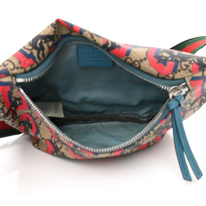 Gucci GG Supreme Monogram Gucci Wolf Belt Bag 4 of 12