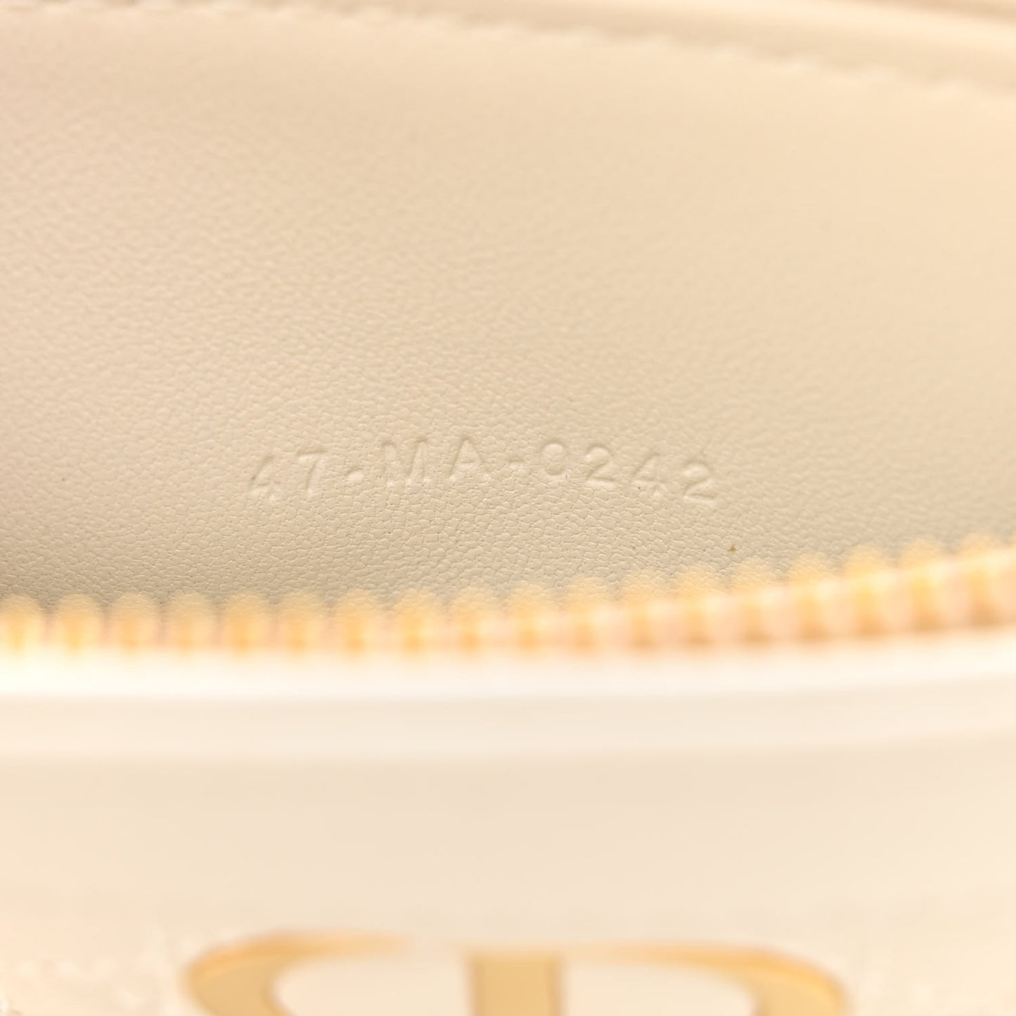 Calfskin Cannage Caro Zipped Pouch With Chain Latte