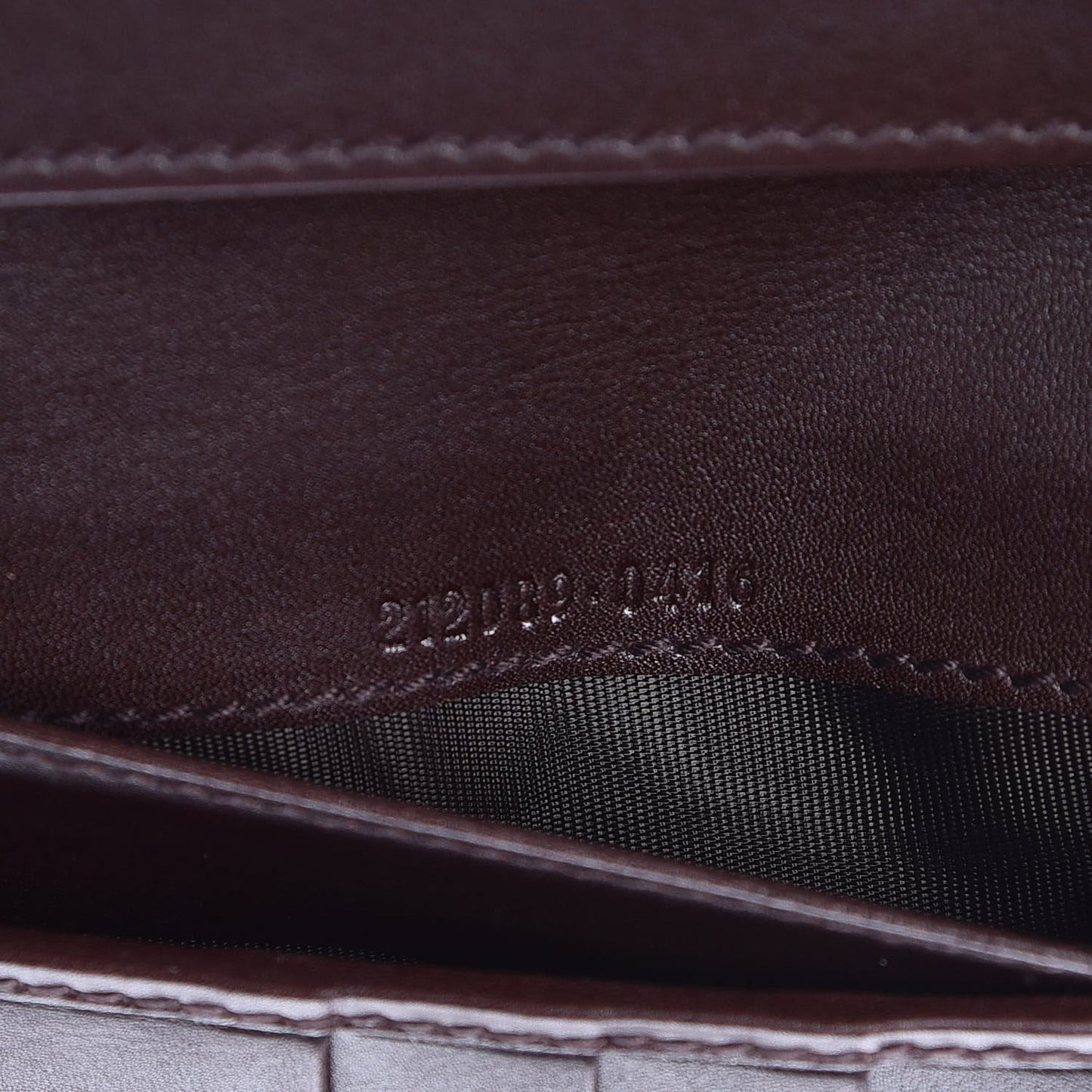 Guccissima Margaux Calfskin Icon Bar Continental Flap Wallet Chocolate