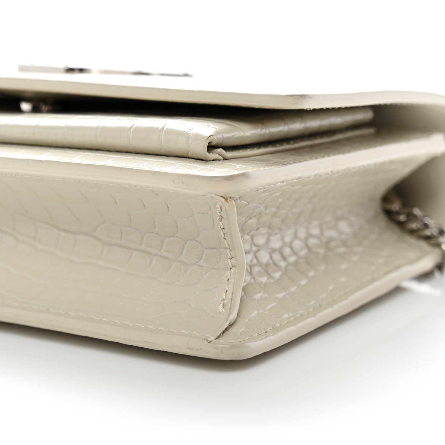 Saint Laurent Calfskin Crocodile Embossed Monogram Sunset Chain Wallet Blanc Vintage 9 of 9