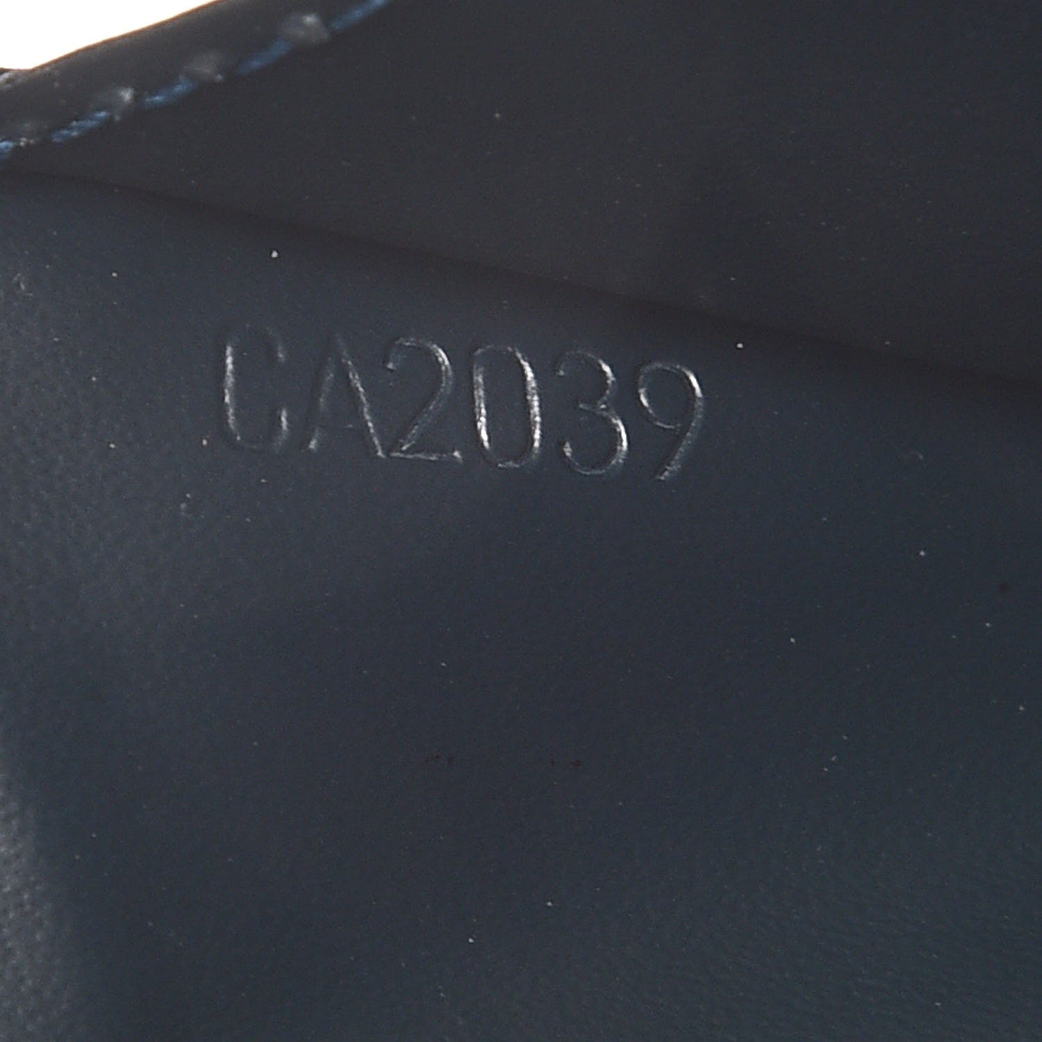 Louis Vuitton Vernis Key Pouch Blue Nuit 6 of 8