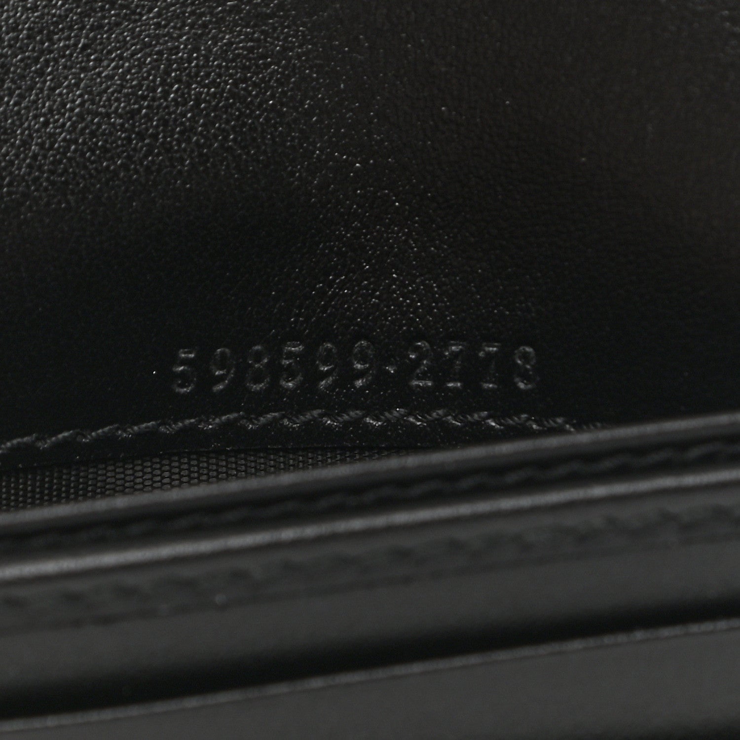 Gucci Calfskin Matelasse GG Marmont Passport Case Black 7 of 7
