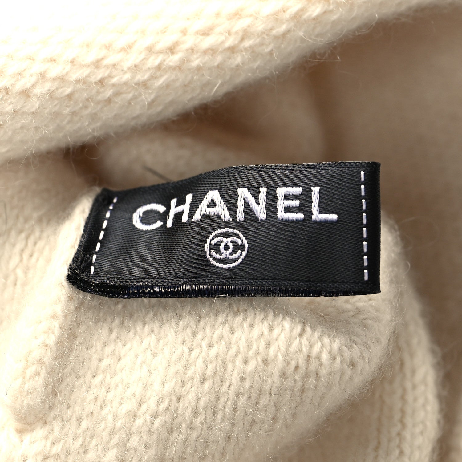 Chanel Cashmere CC Logo Beanie Hat White 4 of 4