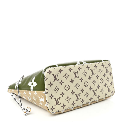 Louis Vuitton Monogram Giant Neverfull MM Kaki 5 of 10