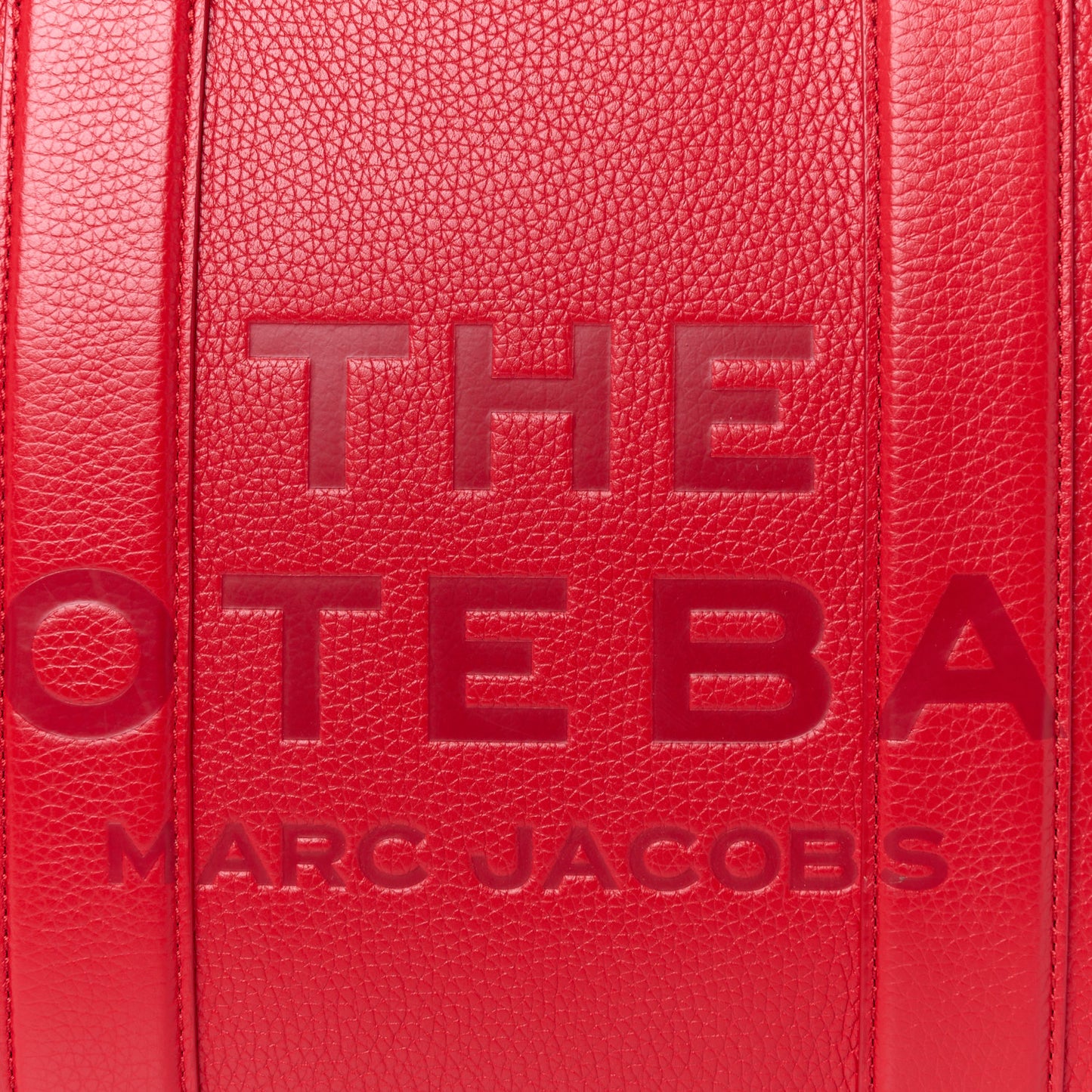 Grained Calfskin Medium The Tote Bag True Red