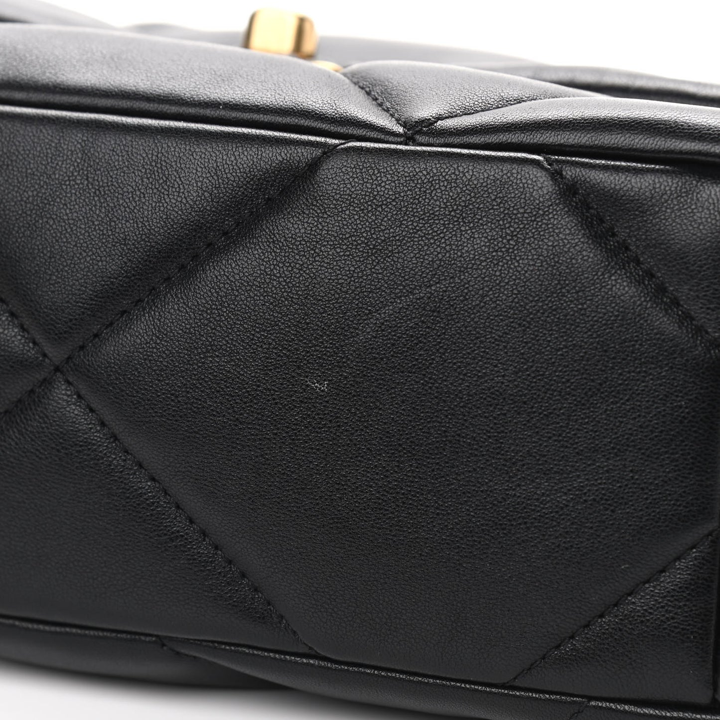 Lambskin Quilted Medium Chanel 19 Flap Black