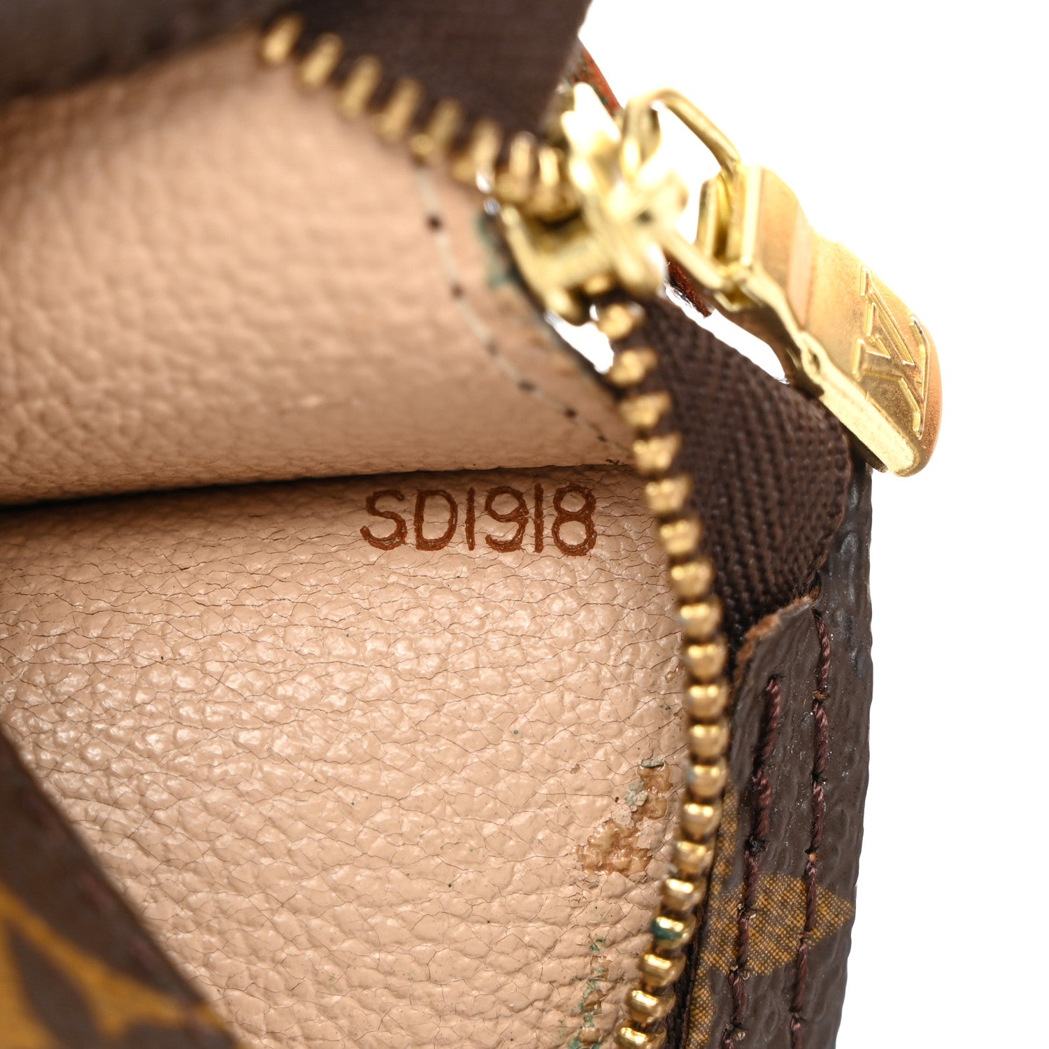 Louis Vuitton Monogram Petit Bucket 23 10 of 17
