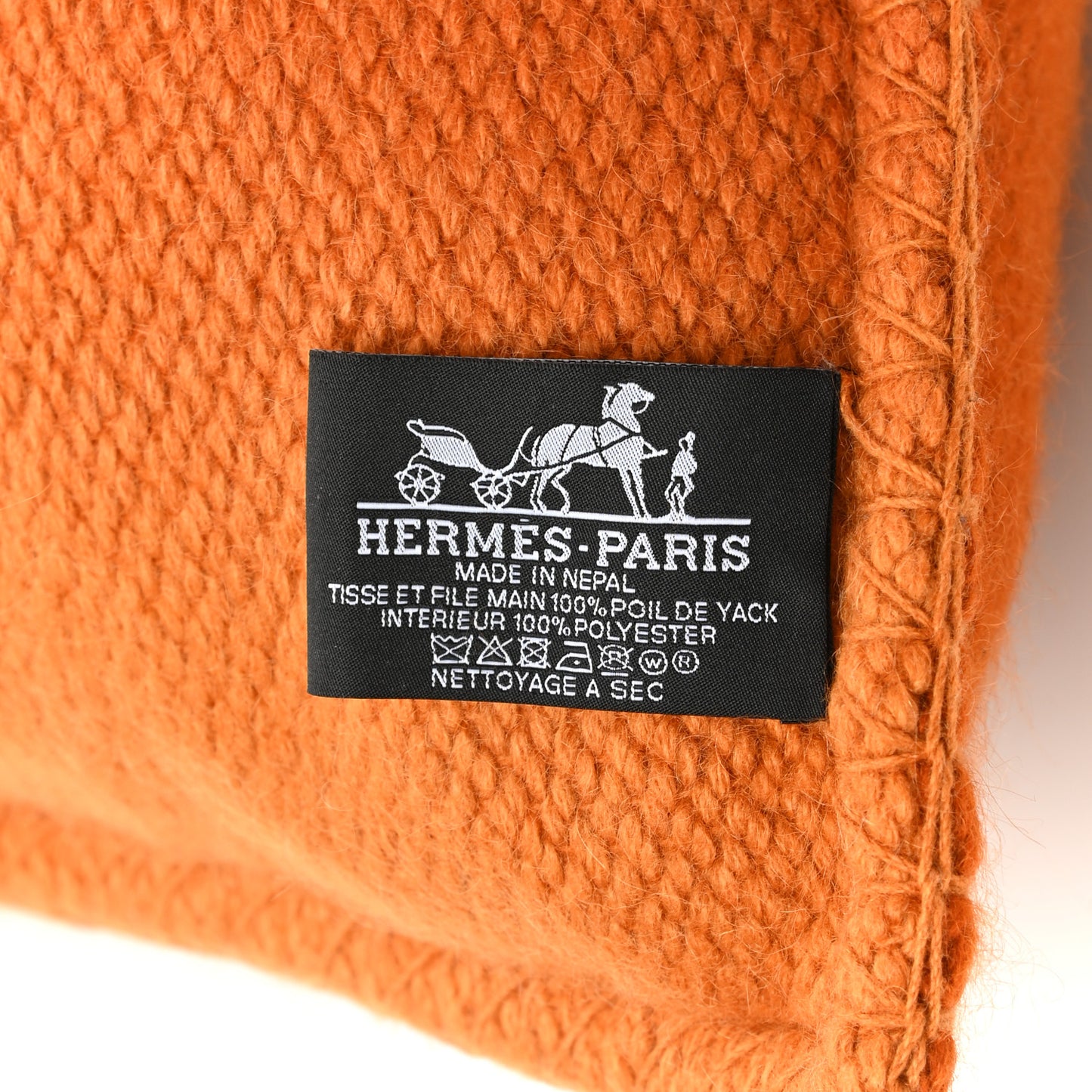 Tibetan Yak Yack'n'Dye Pillow Feu